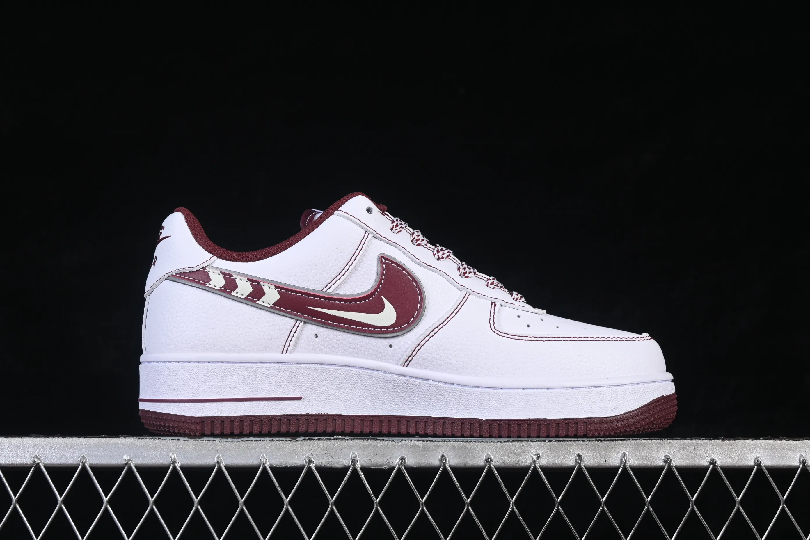 All categories Nk Air Force 1 Air Force series Nk Air Force 1 Low Air Force low-top Nike Air Force 1'07 Low North Face joint white rust red Air Force 1 low-top casual sneakers SU2305-141